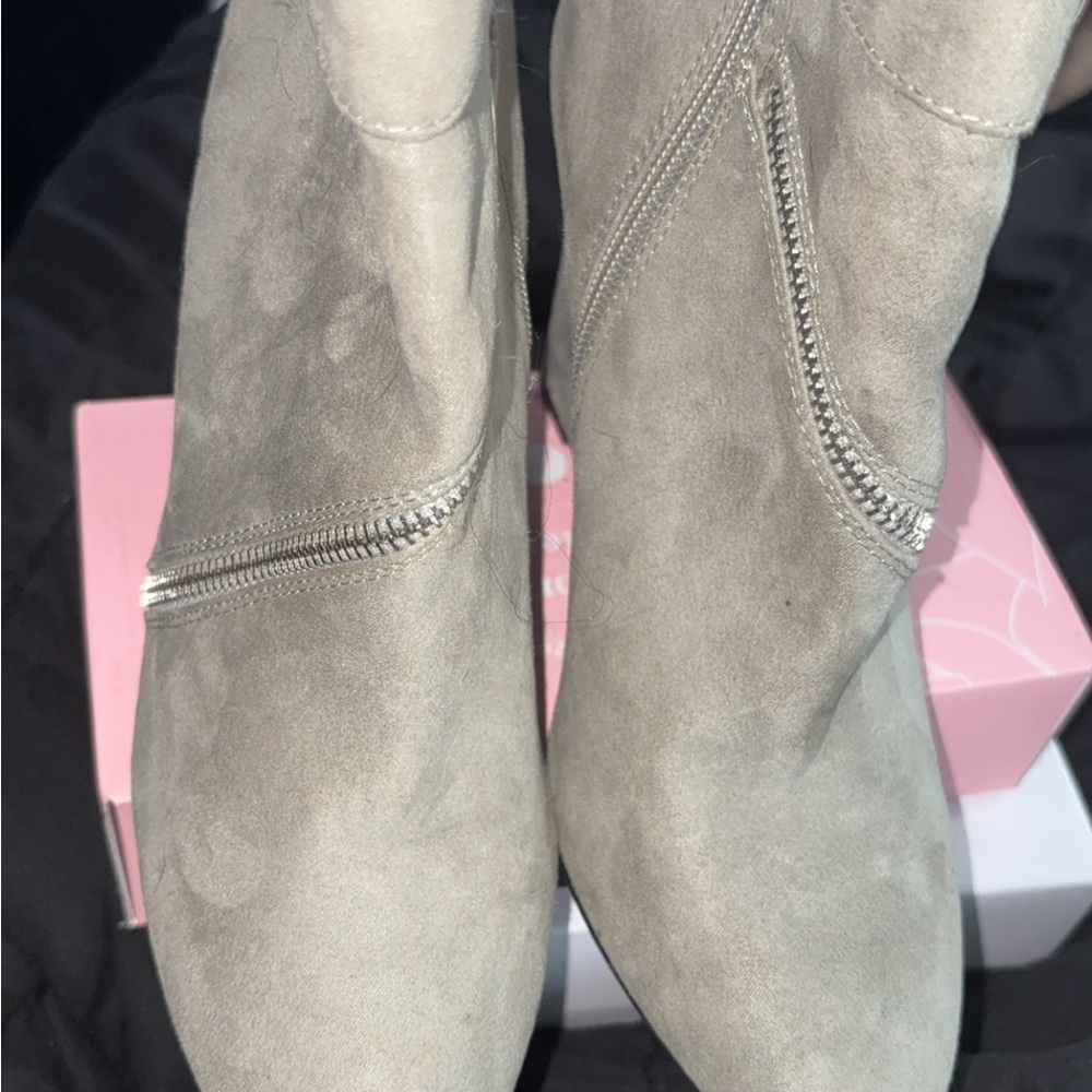 Stylish Gray Suede Ankle Boots